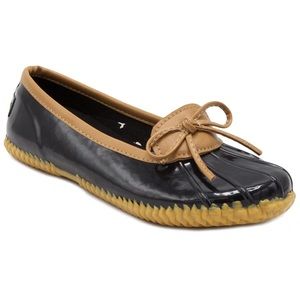 London Fog Black and Tan Women's Rain Boots